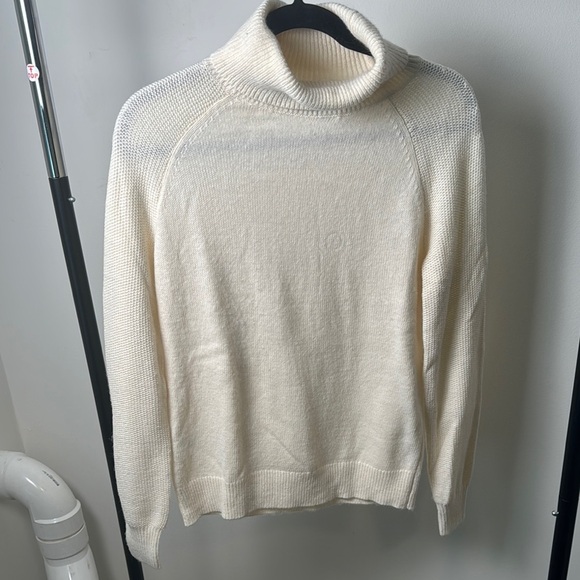 Cozy LOFT Ivory Warm Winter Turtleneck Long Sleeve Sweater Size Small - Picture 1 of 6